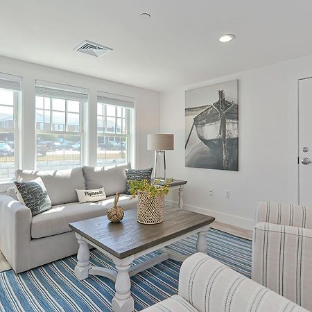 Harbourtown Suites On Plymouth Harbor Esterno foto