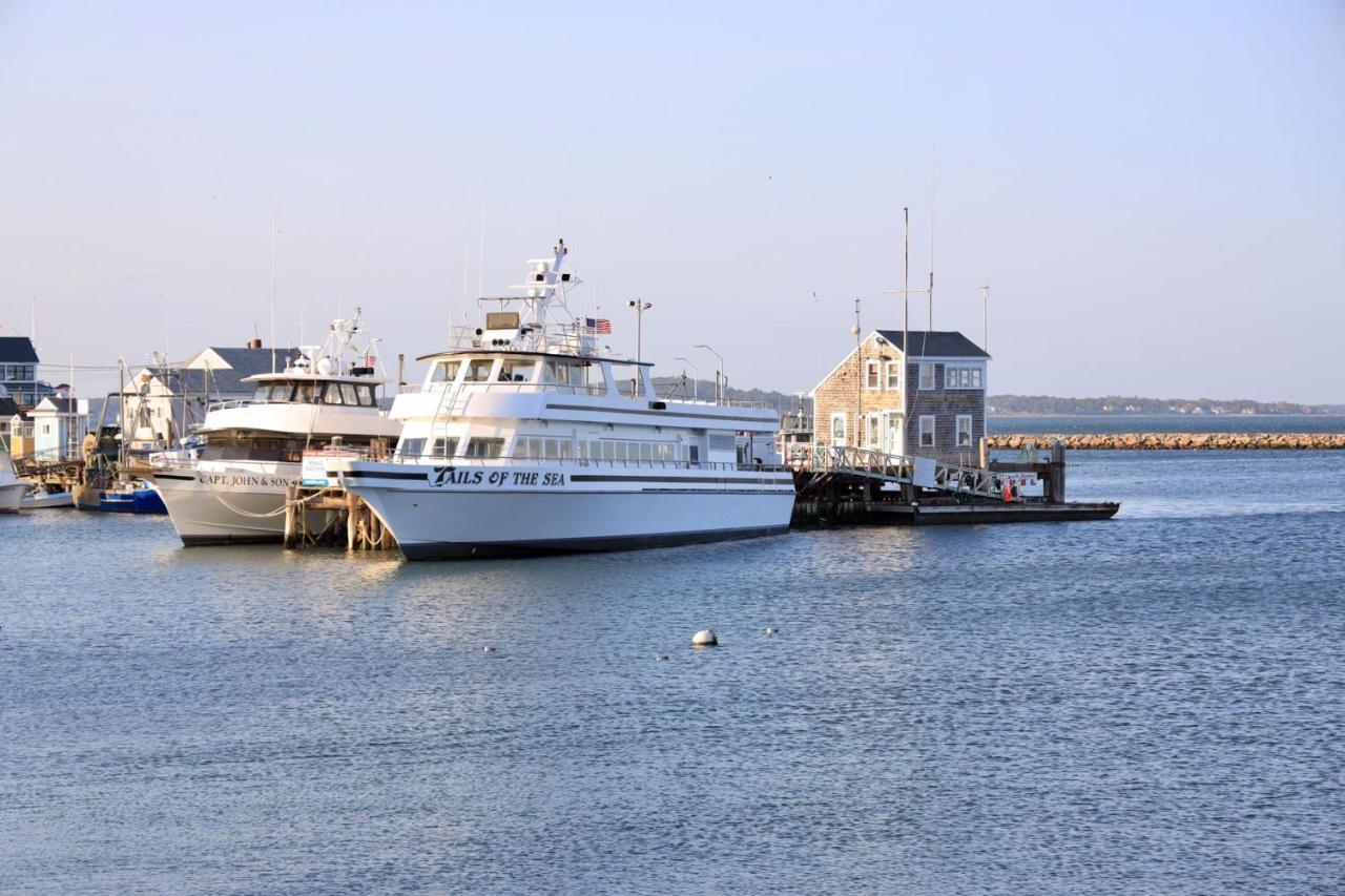 Harbourtown Suites On Plymouth Harbor Esterno foto