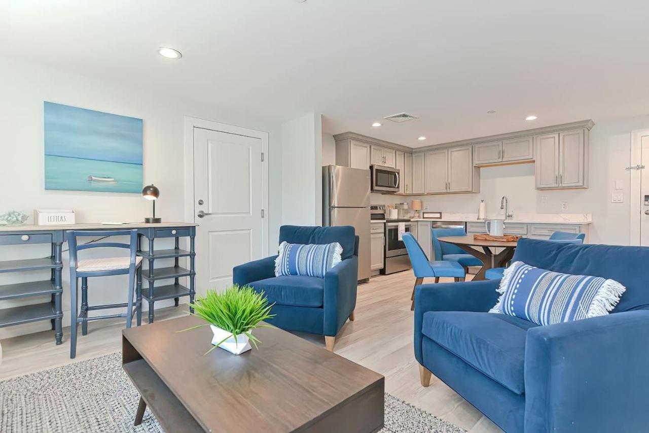 Harbourtown Suites On Plymouth Harbor Esterno foto