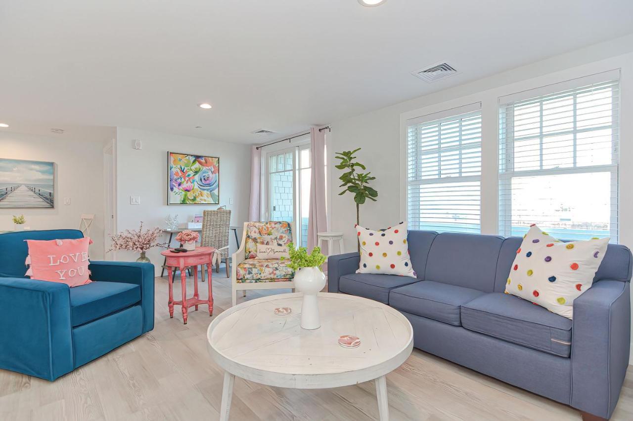 Harbourtown Suites On Plymouth Harbor Esterno foto