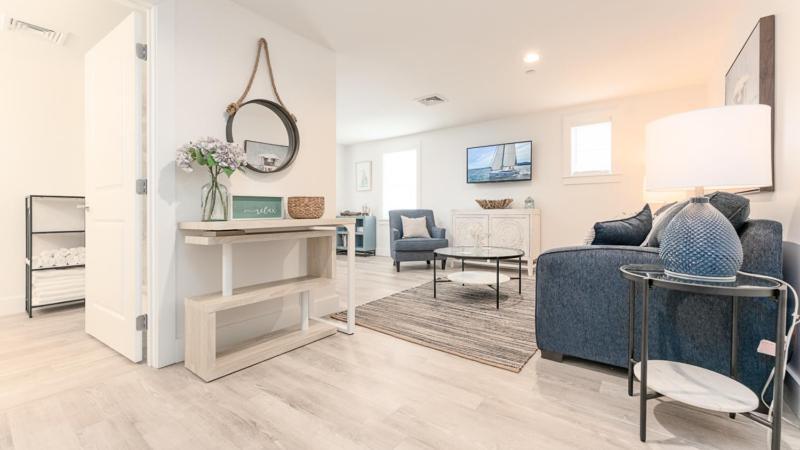Harbourtown Suites On Plymouth Harbor Esterno foto