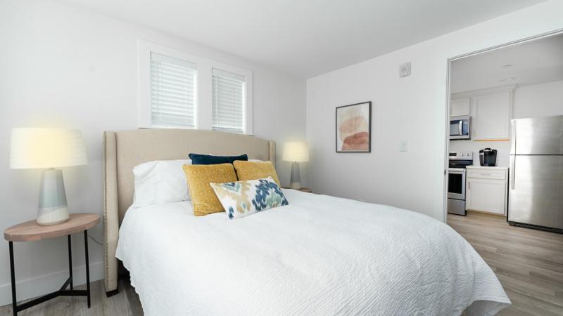 Harbourtown Suites On Plymouth Harbor Esterno foto