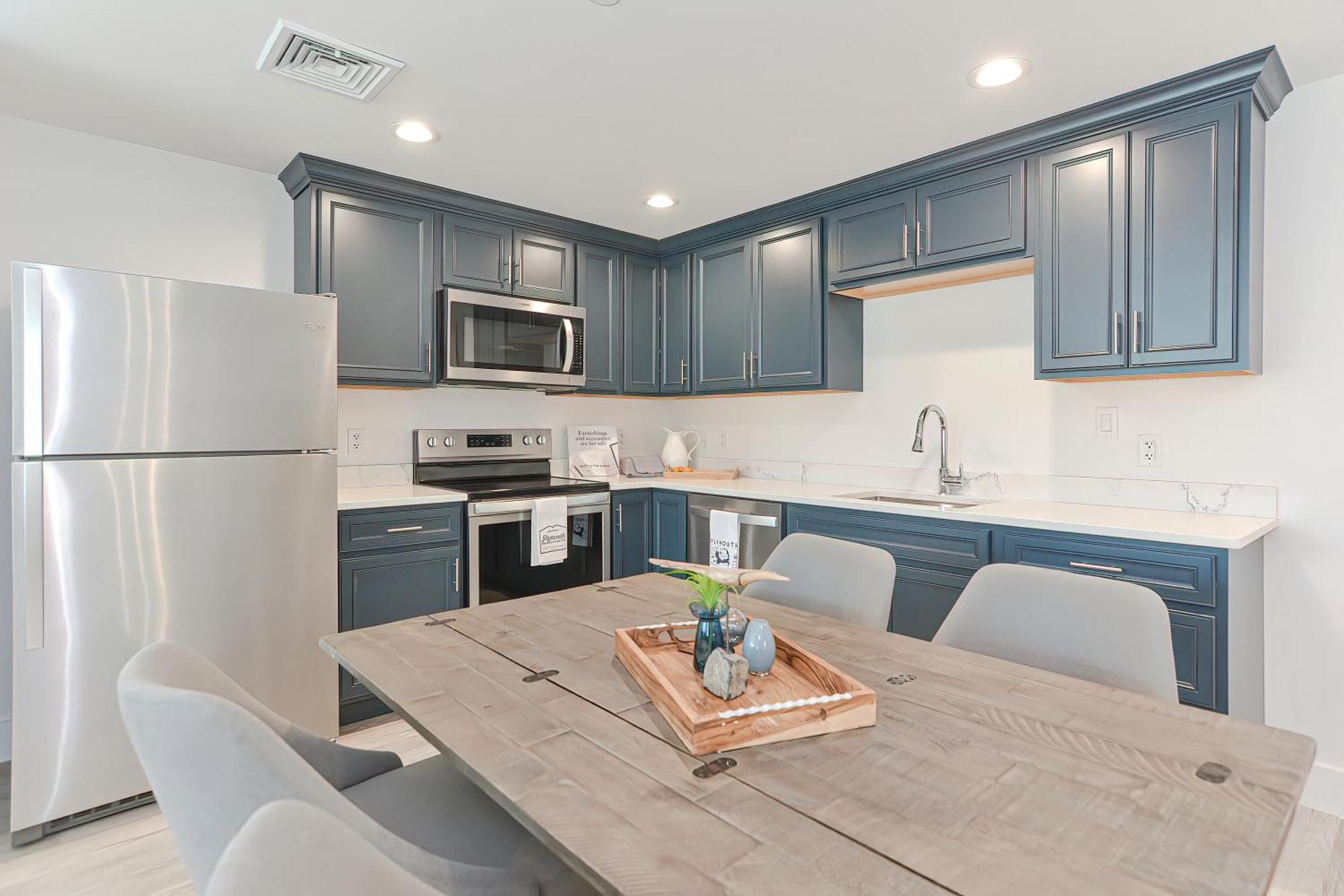 Harbourtown Suites On Plymouth Harbor Esterno foto