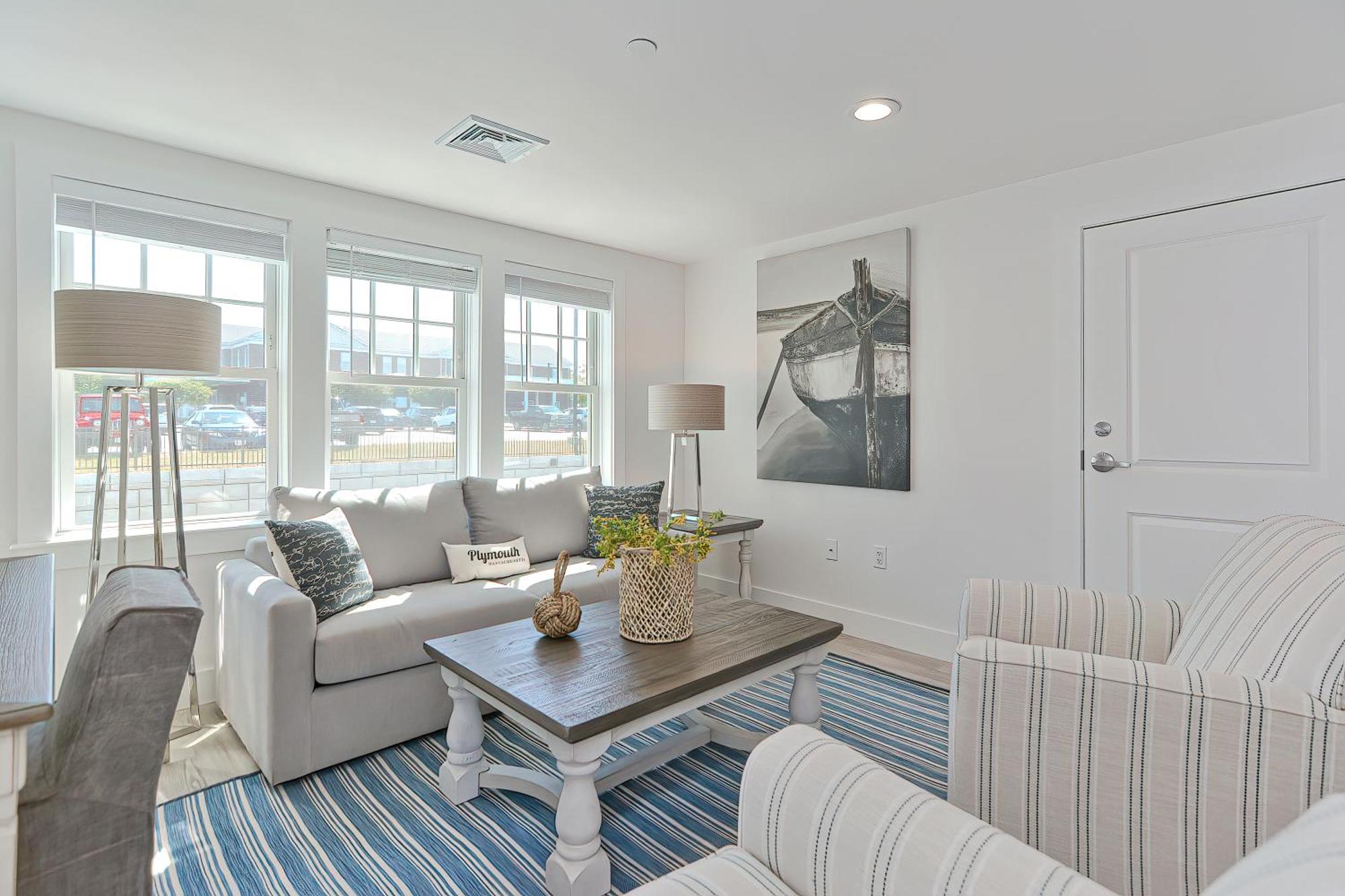 Harbourtown Suites On Plymouth Harbor Esterno foto